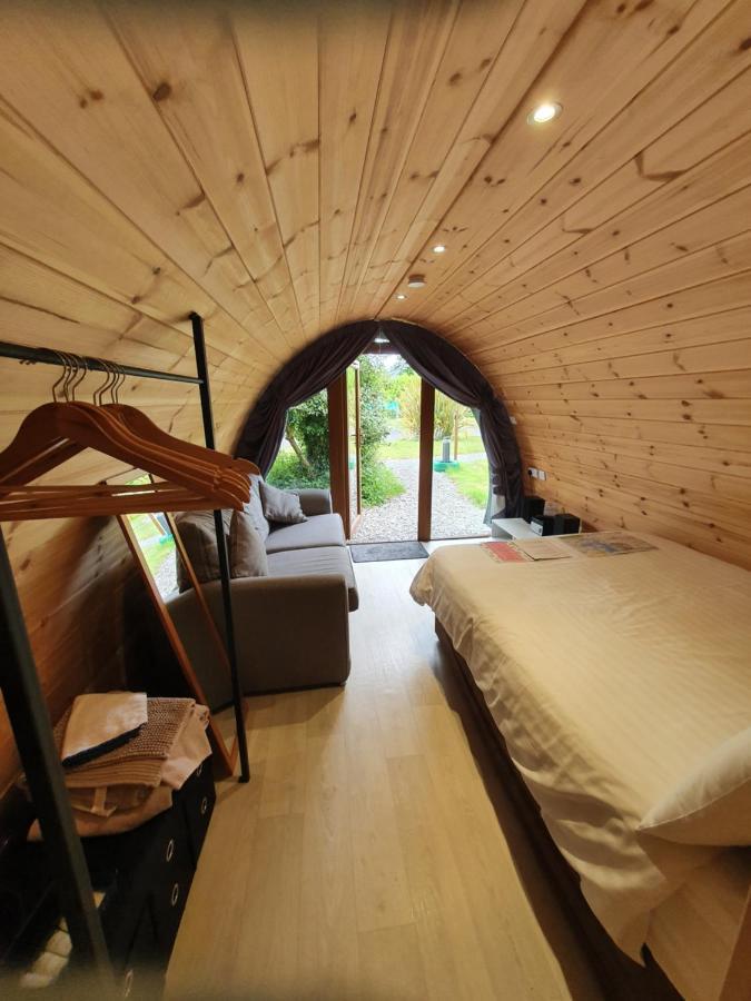 Priory Glamping Pods And Guest Accommodation Killarney Exterior photo