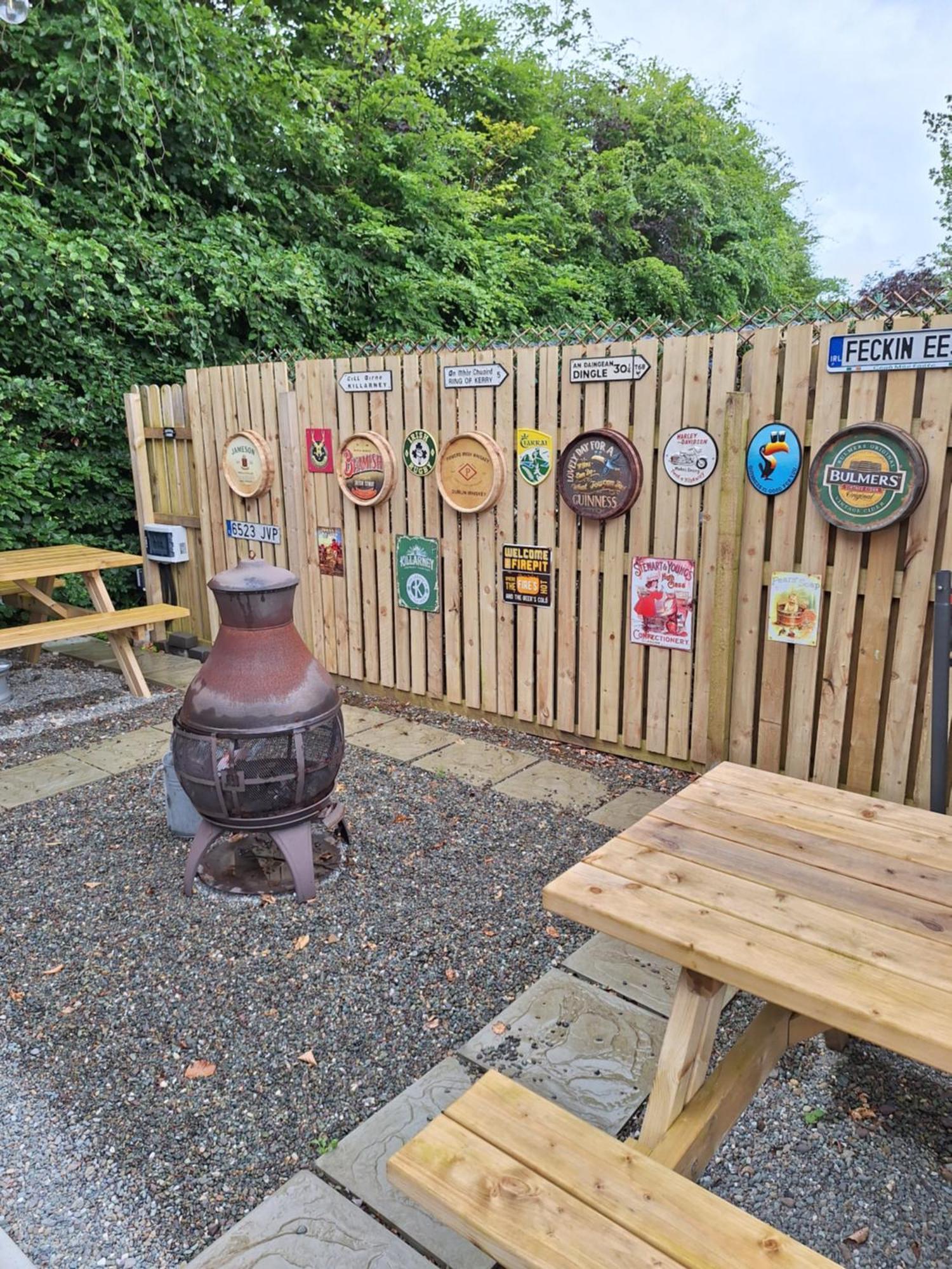 Priory Glamping Pods And Guest Accommodation Killarney Exterior photo